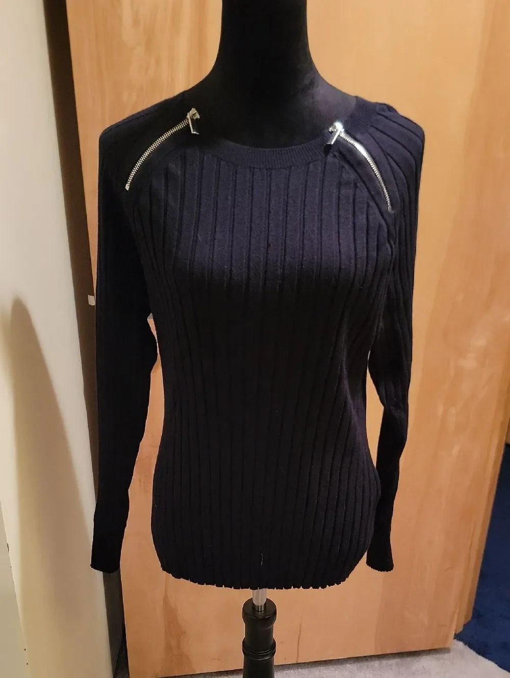 INC International Concepts Black Ribbed Crewneck Sweater W Zippers